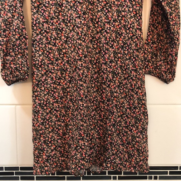 NWT Old Navy floral dress ruched back size small - Picture 3 of 6